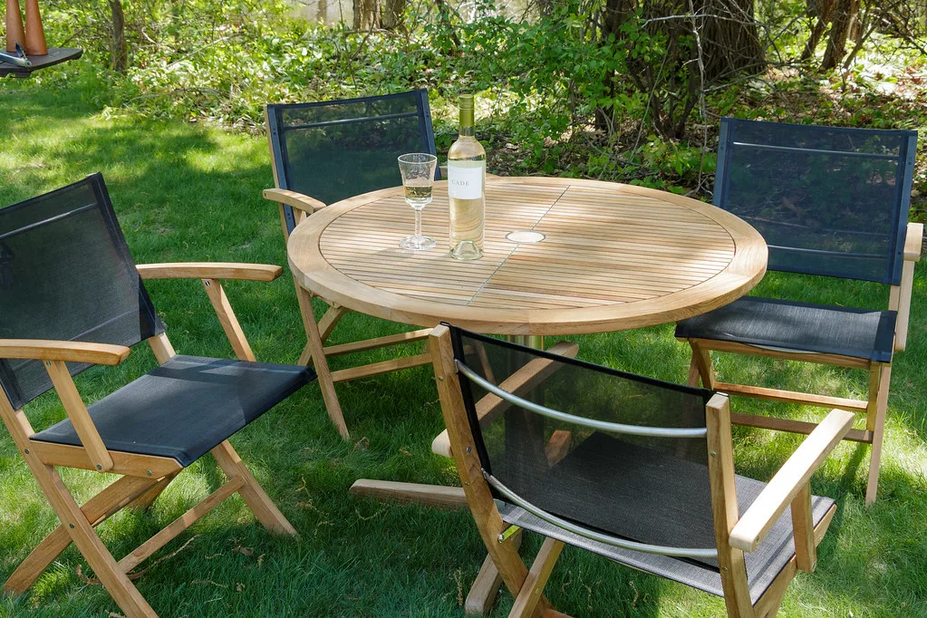 Teak of aluminium loungeset: wat weegt het zwaarst voor u?